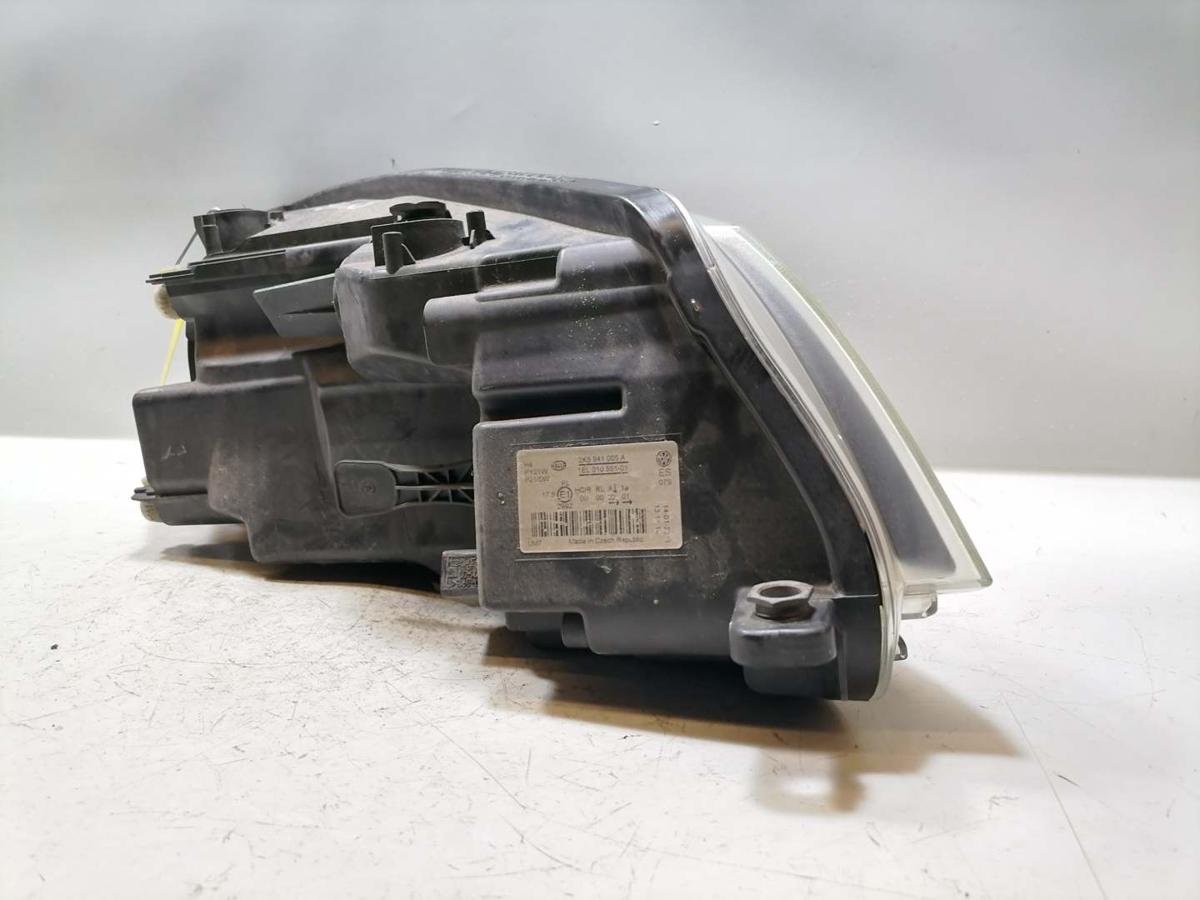 VW Caddy 3 2K original Scheinwerfer vorn links Halogen Facelift Bj.2011